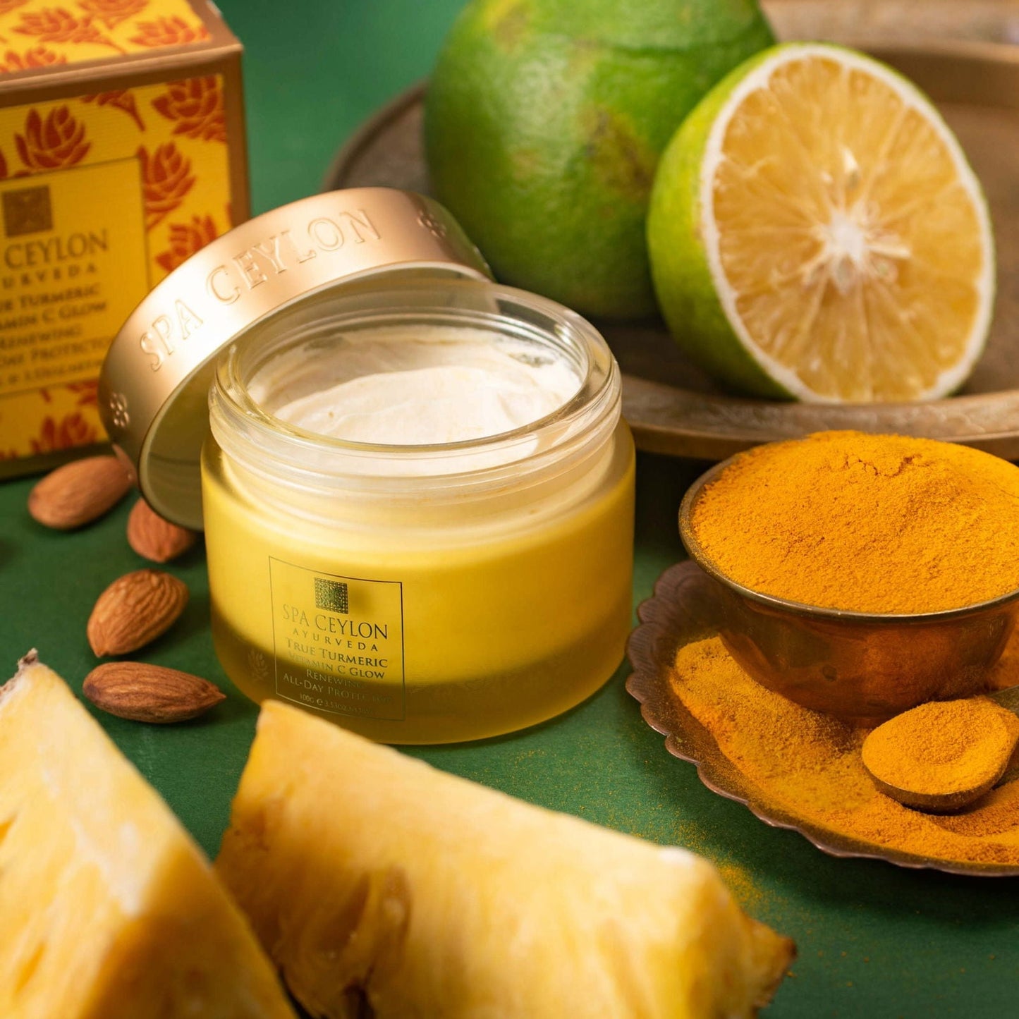 True Turmeric - Vitamin C Glow - Renewing All-Day Protector 50g
